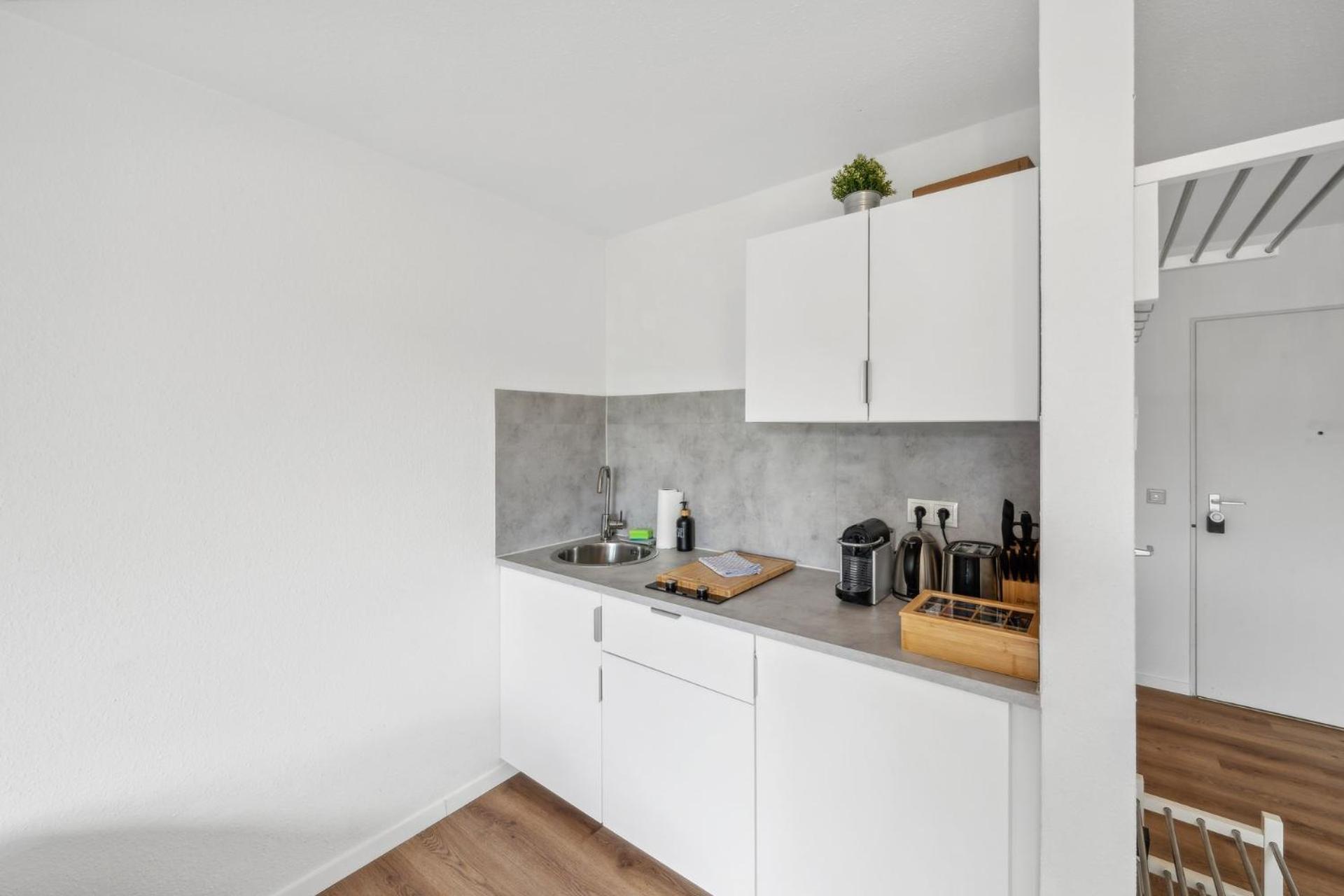 Andriss - Study & Work Apartments - Wifi - Kitchen Kaiserslautern Exterior photo